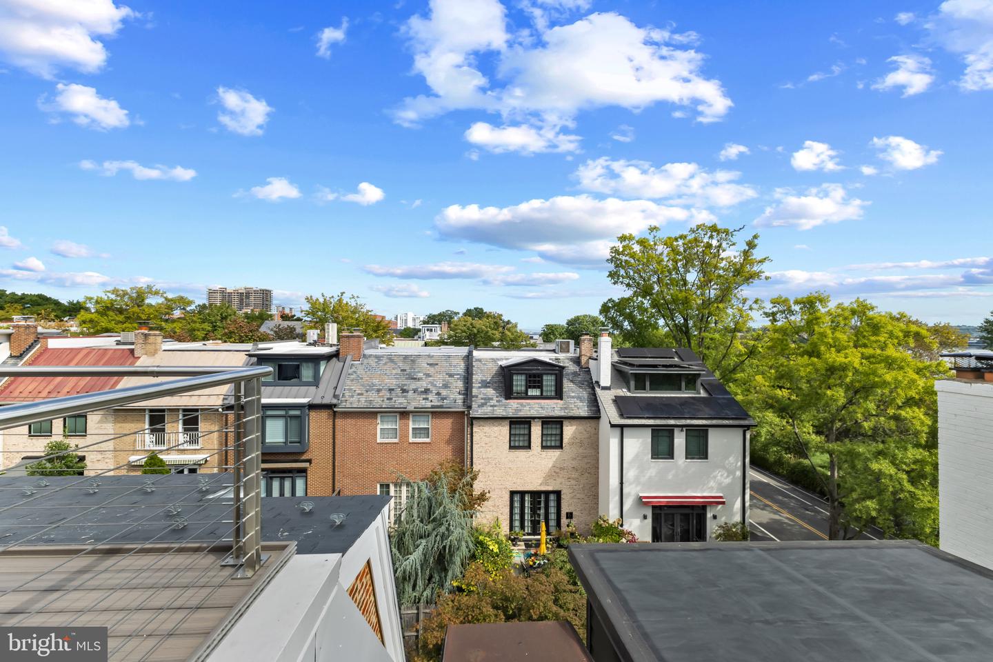 103 QUEEN ST, ALEXANDRIA, Virginia 22314, 4 Bedrooms Bedrooms, ,3 BathroomsBathrooms,Residential,For sale,103 QUEEN ST,VAAX2049690 MLS # VAAX2049690