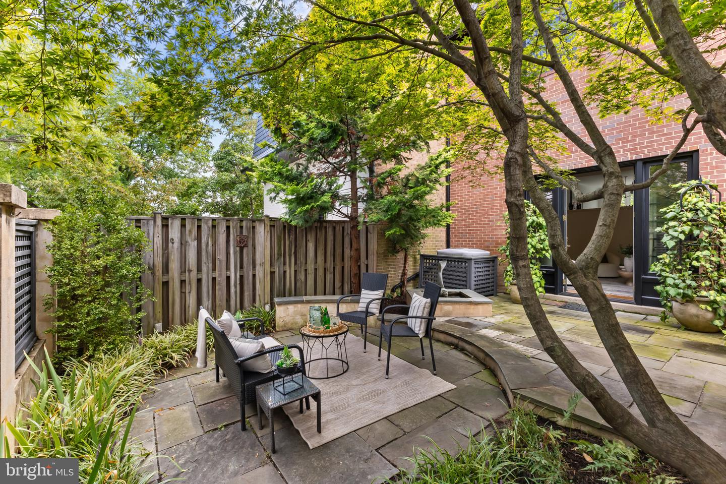 103 QUEEN ST, ALEXANDRIA, Virginia 22314, 4 Bedrooms Bedrooms, ,3 BathroomsBathrooms,Residential,For sale,103 QUEEN ST,VAAX2049690 MLS # VAAX2049690