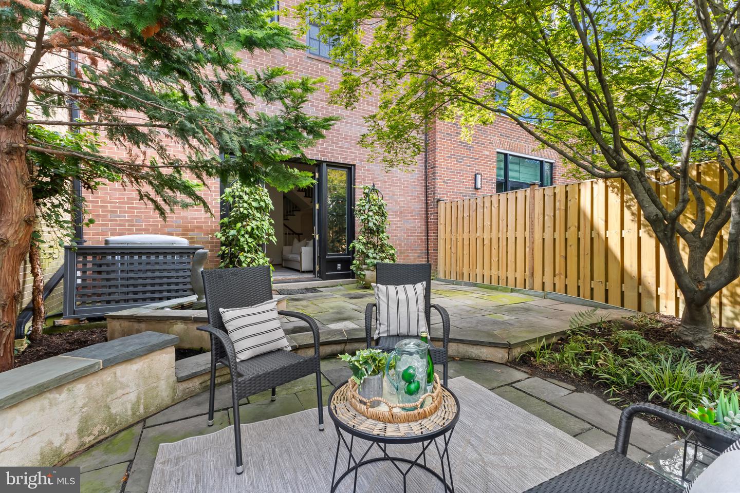 103 QUEEN ST, ALEXANDRIA, Virginia 22314, 4 Bedrooms Bedrooms, ,3 BathroomsBathrooms,Residential,For sale,103 QUEEN ST,VAAX2049690 MLS # VAAX2049690