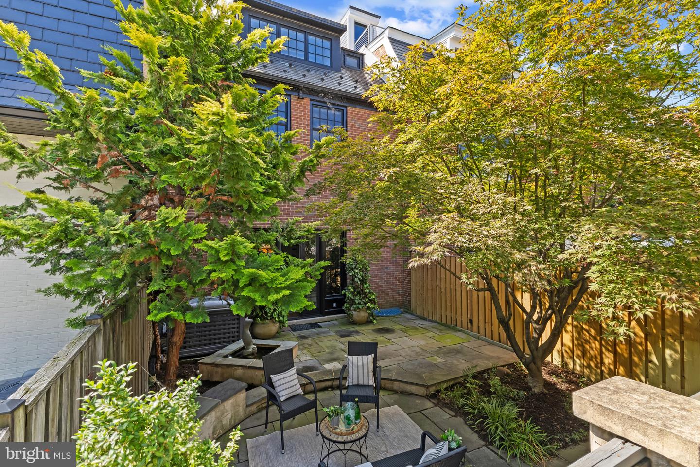 103 QUEEN ST, ALEXANDRIA, Virginia 22314, 4 Bedrooms Bedrooms, ,3 BathroomsBathrooms,Residential,For sale,103 QUEEN ST,VAAX2049690 MLS # VAAX2049690