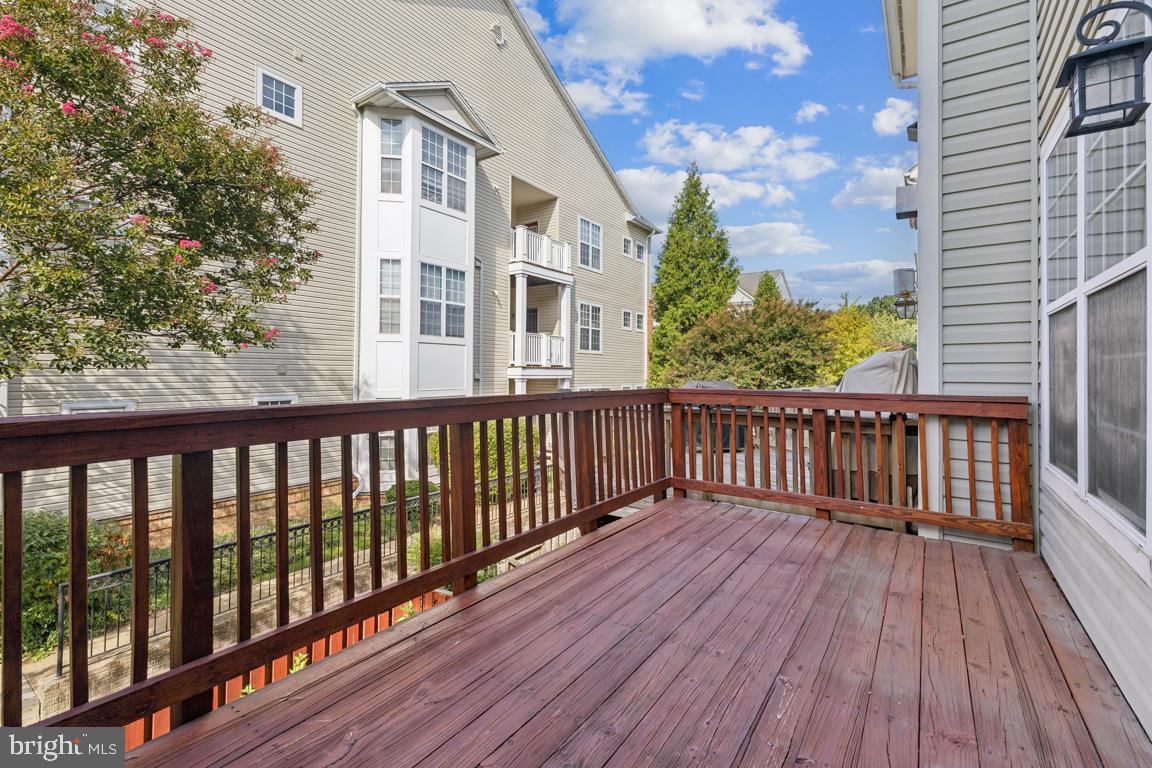 5332 CHIEFTAIN CIR, ALEXANDRIA, Virginia 22312, 2 Bedrooms Bedrooms, ,2 BathroomsBathrooms,Residential,For sale,5332 CHIEFTAIN CIR,VAFX2267212 MLS # VAFX2267212