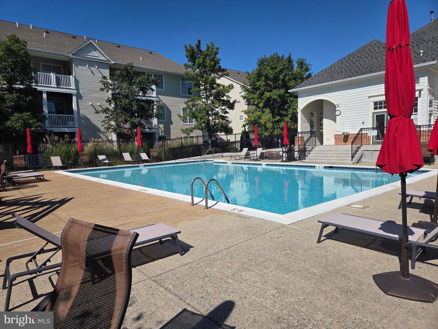 5332 CHIEFTAIN CIR, ALEXANDRIA, Virginia 22312, 2 Bedrooms Bedrooms, ,2 BathroomsBathrooms,Residential,For sale,5332 CHIEFTAIN CIR,VAFX2267212 MLS # VAFX2267212