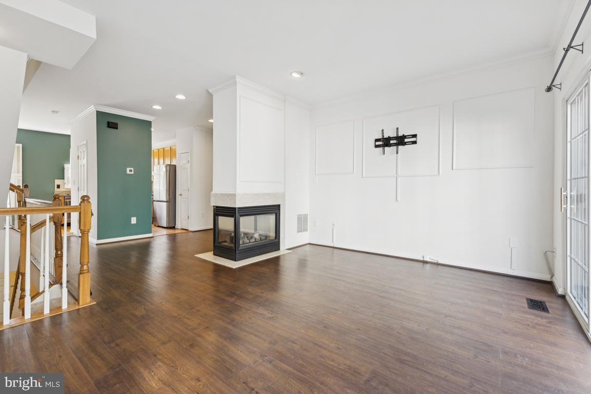 5332 CHIEFTAIN CIR, ALEXANDRIA, Virginia 22312, 2 Bedrooms Bedrooms, ,2 BathroomsBathrooms,Residential,For sale,5332 CHIEFTAIN CIR,VAFX2267212 MLS # VAFX2267212