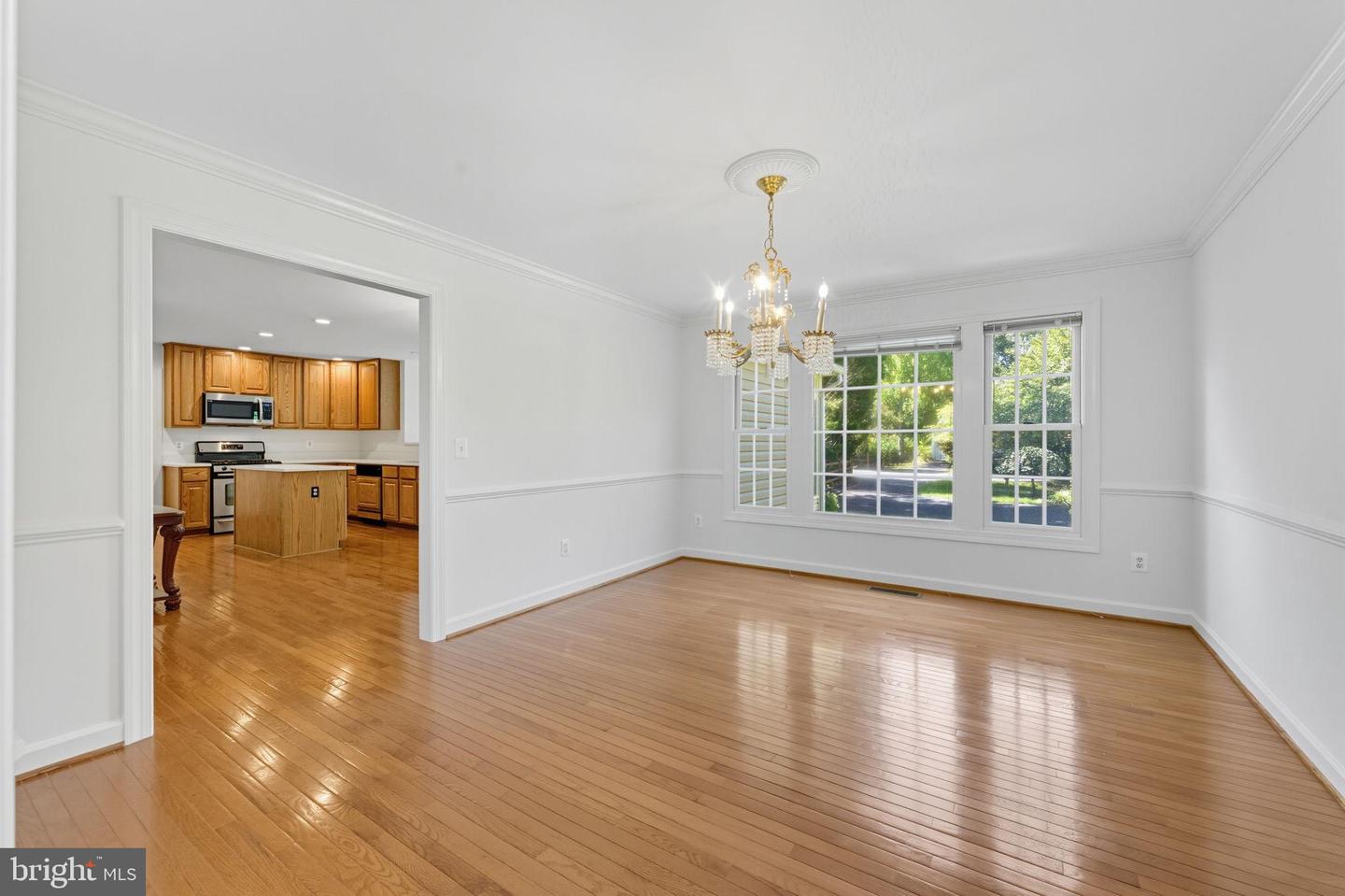 20765 BANK WAY, STERLING, Virginia 20165, 4 Bedrooms Bedrooms, 6 Rooms Rooms,3 BathroomsBathrooms,Residential,For sale,20765 BANK WAY,VALO2106842 MLS # VALO2106842