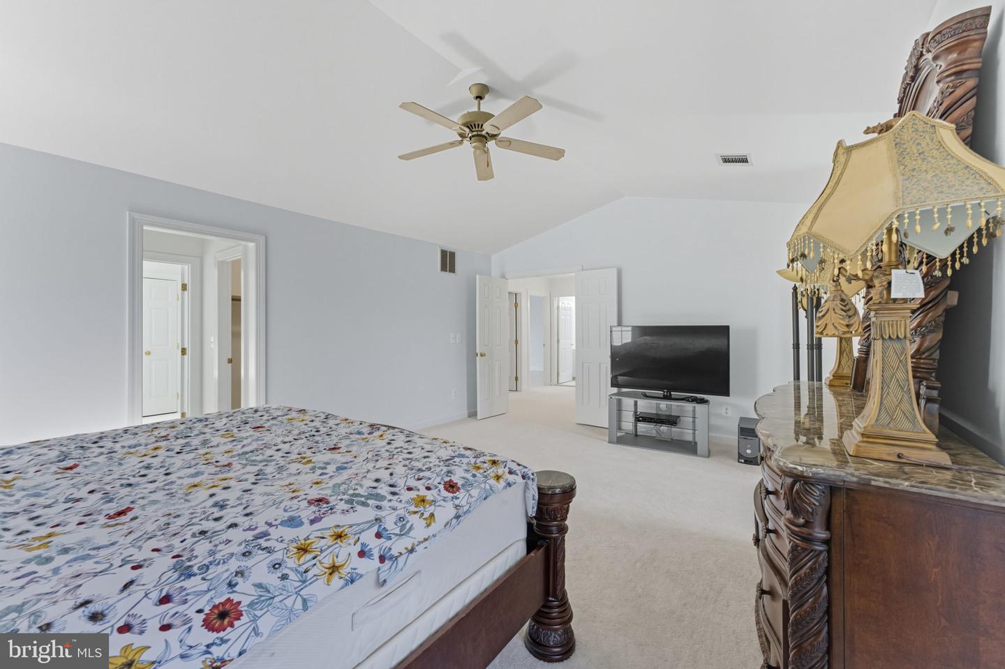 20765 BANK WAY, STERLING, Virginia 20165, 4 Bedrooms Bedrooms, 6 Rooms Rooms,3 BathroomsBathrooms,Residential,For sale,20765 BANK WAY,VALO2106842 MLS # VALO2106842