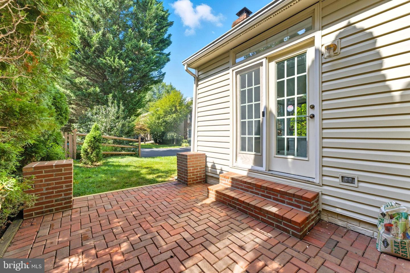 20765 BANK WAY, STERLING, Virginia 20165, 4 Bedrooms Bedrooms, 6 Rooms Rooms,3 BathroomsBathrooms,Residential,For sale,20765 BANK WAY,VALO2106842 MLS # VALO2106842