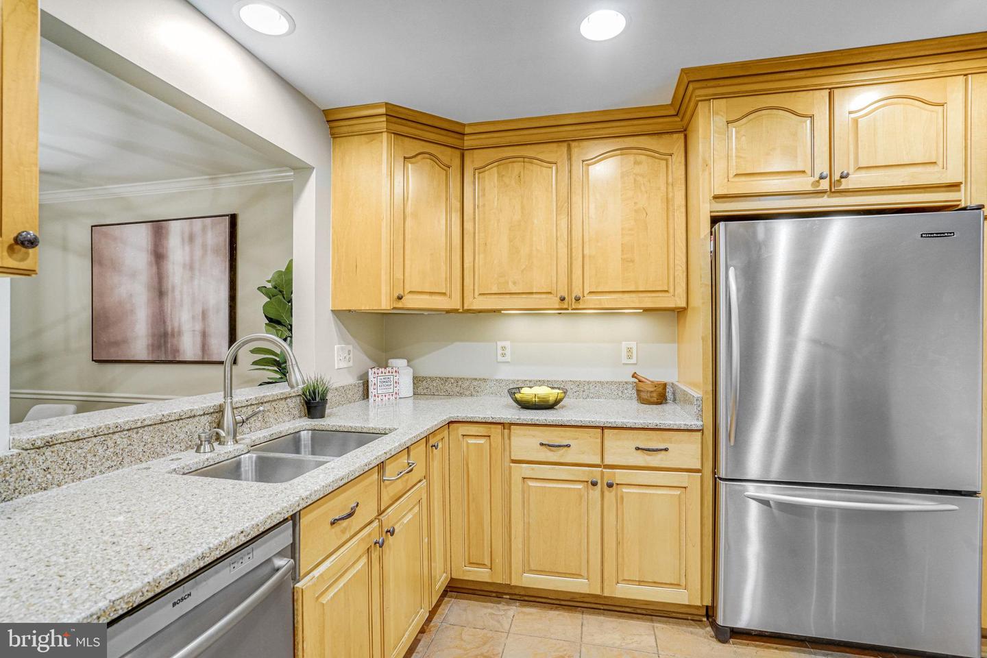 8017 GALLA KNOLL CIR, SPRINGFIELD, Virginia 22153, 3 Bedrooms Bedrooms, ,3 BathroomsBathrooms,Residential,For sale,8017 GALLA KNOLL CIR,VAFX2267556 MLS # VAFX2267556