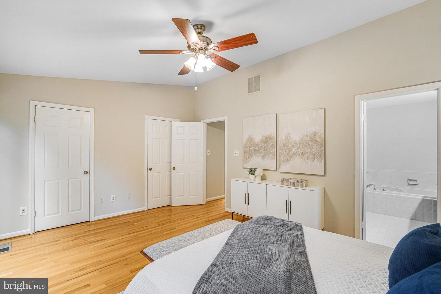 8017 GALLA KNOLL CIR, SPRINGFIELD, Virginia 22153, 3 Bedrooms Bedrooms, ,3 BathroomsBathrooms,Residential,For sale,8017 GALLA KNOLL CIR,VAFX2267556 MLS # VAFX2267556