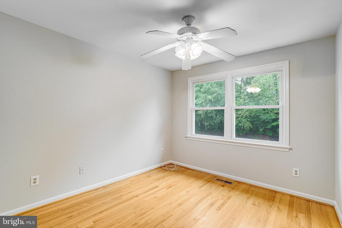 8017 GALLA KNOLL CIR, SPRINGFIELD, Virginia 22153, 3 Bedrooms Bedrooms, ,3 BathroomsBathrooms,Residential,For sale,8017 GALLA KNOLL CIR,VAFX2267556 MLS # VAFX2267556