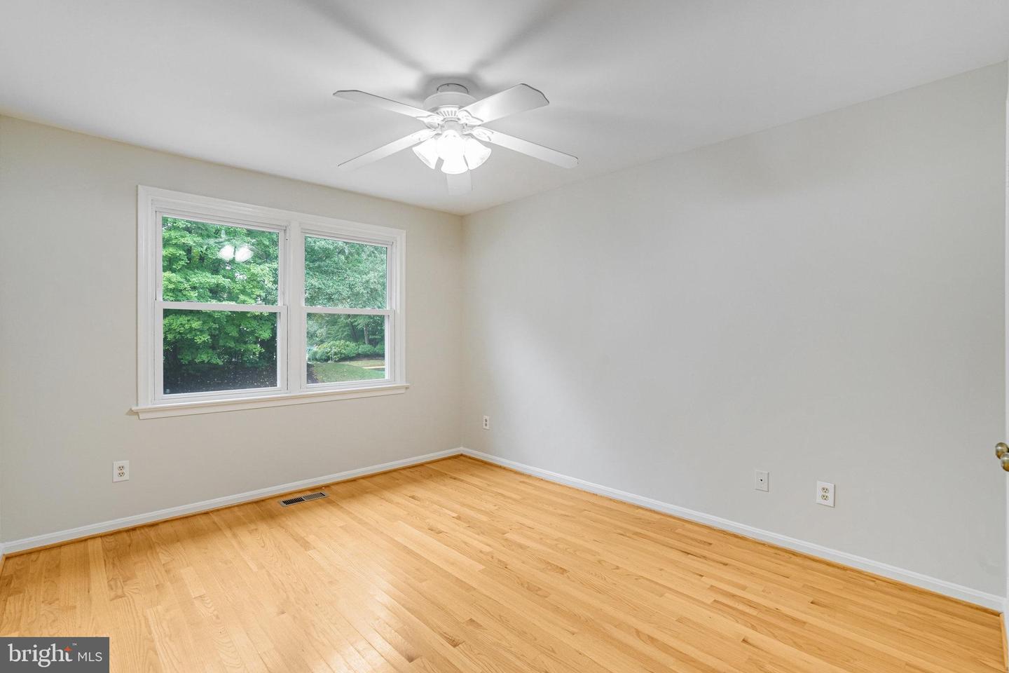 8017 GALLA KNOLL CIR, SPRINGFIELD, Virginia 22153, 3 Bedrooms Bedrooms, ,3 BathroomsBathrooms,Residential,For sale,8017 GALLA KNOLL CIR,VAFX2267556 MLS # VAFX2267556