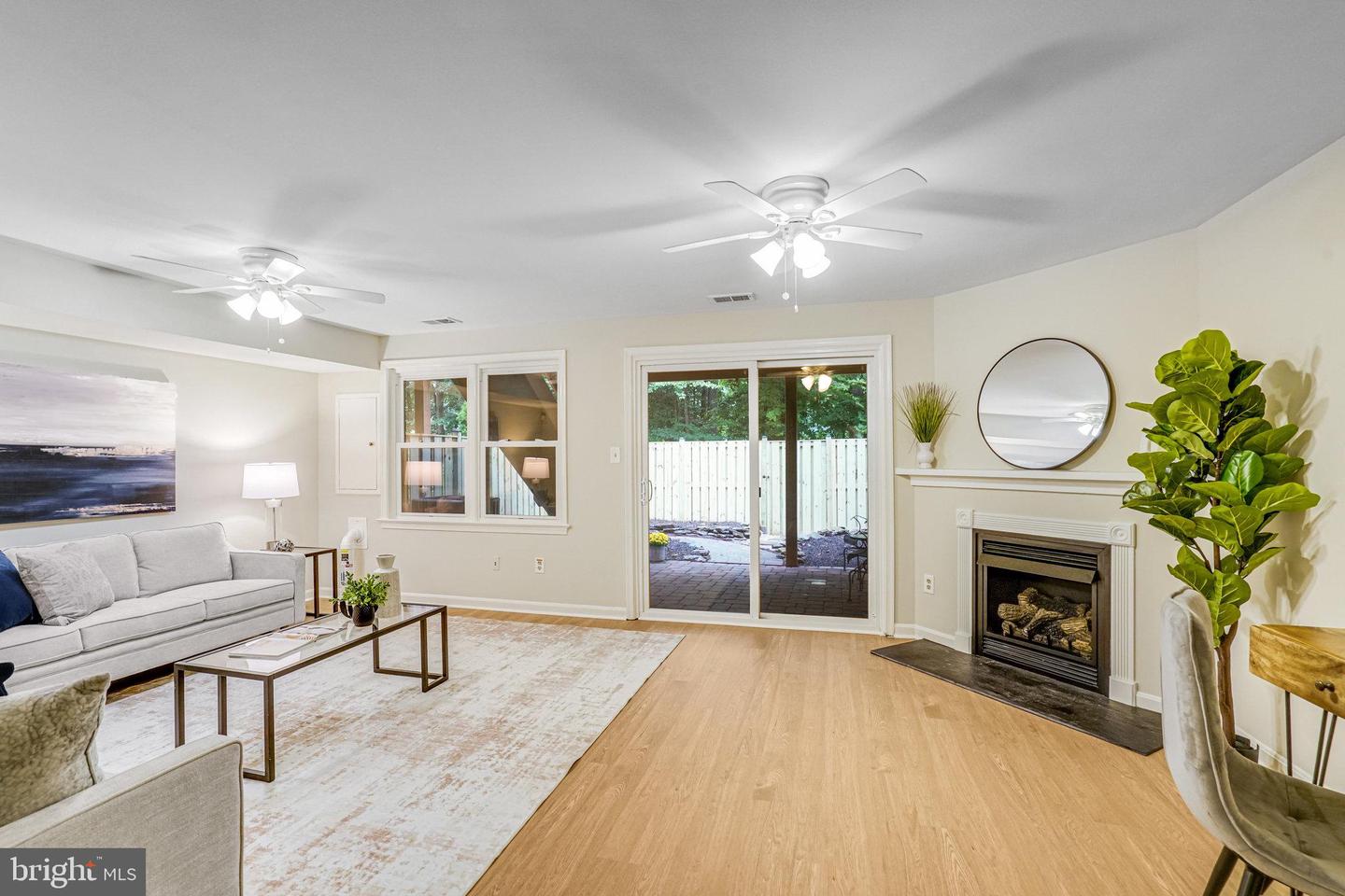 8017 GALLA KNOLL CIR, SPRINGFIELD, Virginia 22153, 3 Bedrooms Bedrooms, ,3 BathroomsBathrooms,Residential,For sale,8017 GALLA KNOLL CIR,VAFX2267556 MLS # VAFX2267556