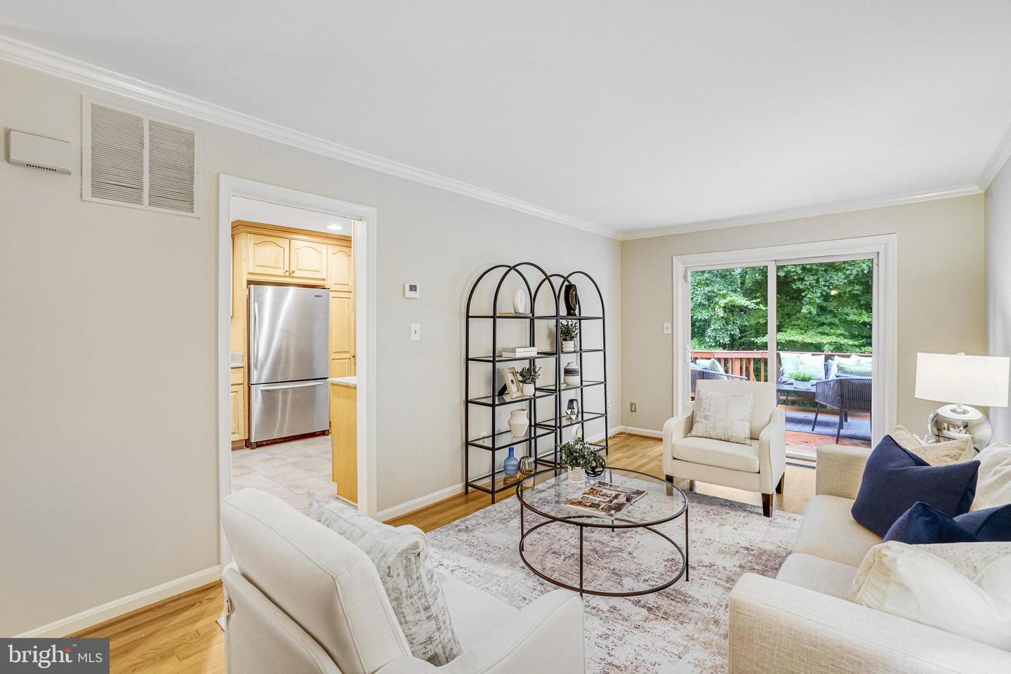 8017 GALLA KNOLL CIR, SPRINGFIELD, Virginia 22153, 3 Bedrooms Bedrooms, ,3 BathroomsBathrooms,Residential,For sale,8017 GALLA KNOLL CIR,VAFX2267556 MLS # VAFX2267556