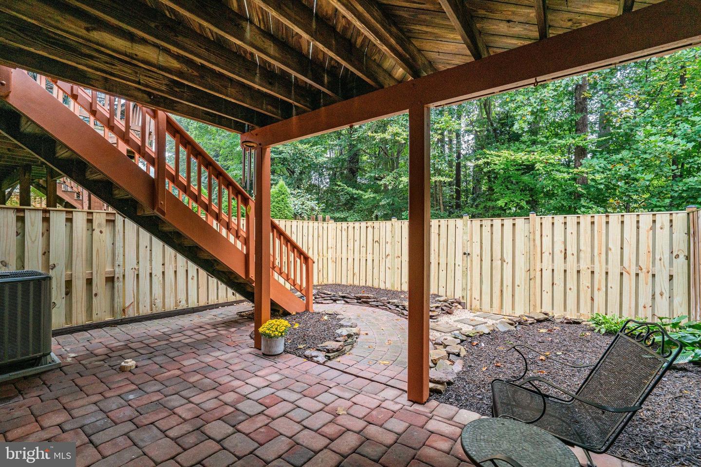 8017 GALLA KNOLL CIR, SPRINGFIELD, Virginia 22153, 3 Bedrooms Bedrooms, ,3 BathroomsBathrooms,Residential,For sale,8017 GALLA KNOLL CIR,VAFX2267556 MLS # VAFX2267556