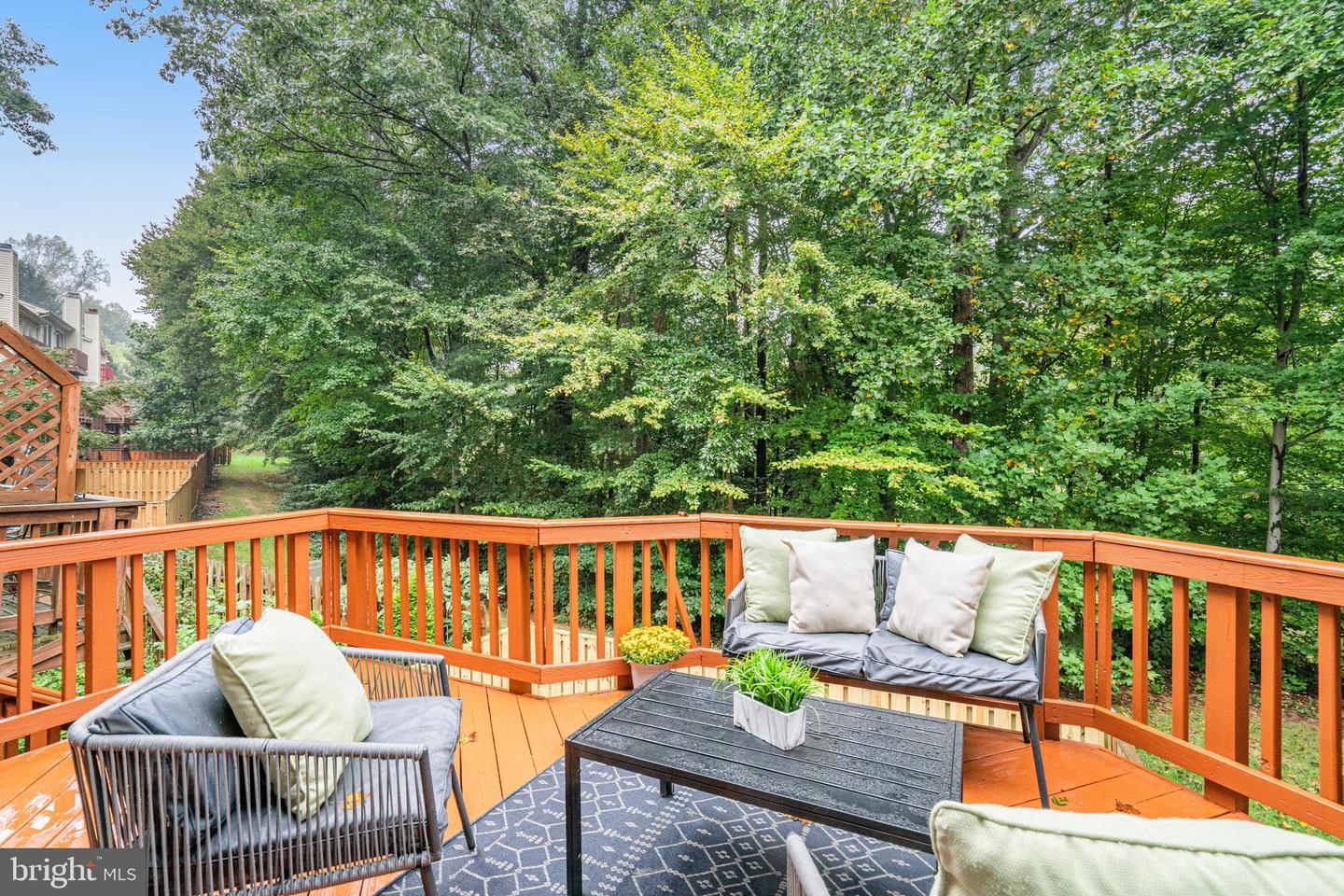 8017 GALLA KNOLL CIR, SPRINGFIELD, Virginia 22153, 3 Bedrooms Bedrooms, ,3 BathroomsBathrooms,Residential,For sale,8017 GALLA KNOLL CIR,VAFX2267556 MLS # VAFX2267556