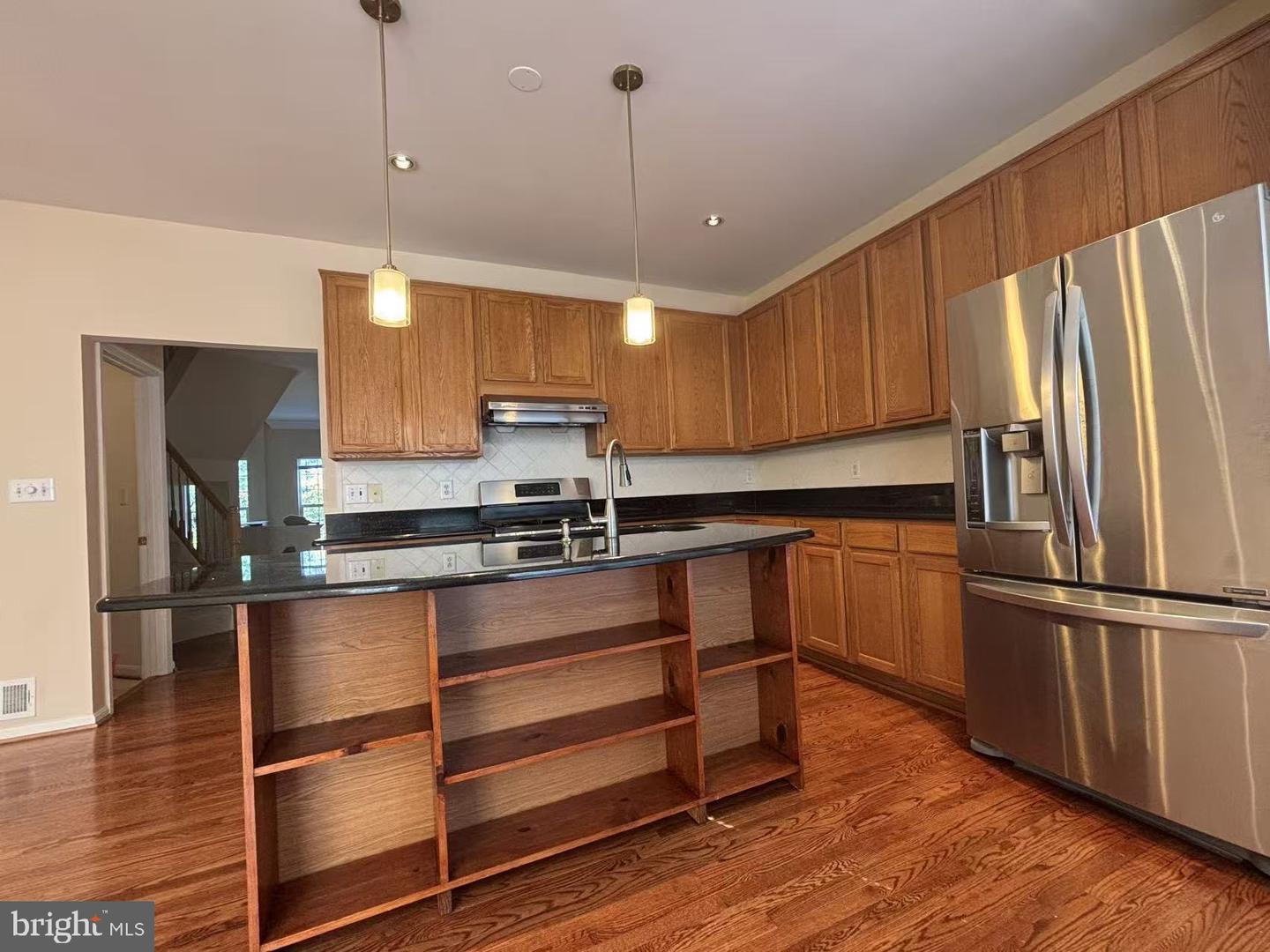 6635 CREEK POINT WAY, ALEXANDRIA, Virginia 22315, 3 Bedrooms Bedrooms, 13 Rooms Rooms,3 BathroomsBathrooms,Residential,For sale,6635 CREEK POINT WAY,VAFX2267604 MLS # VAFX2267604