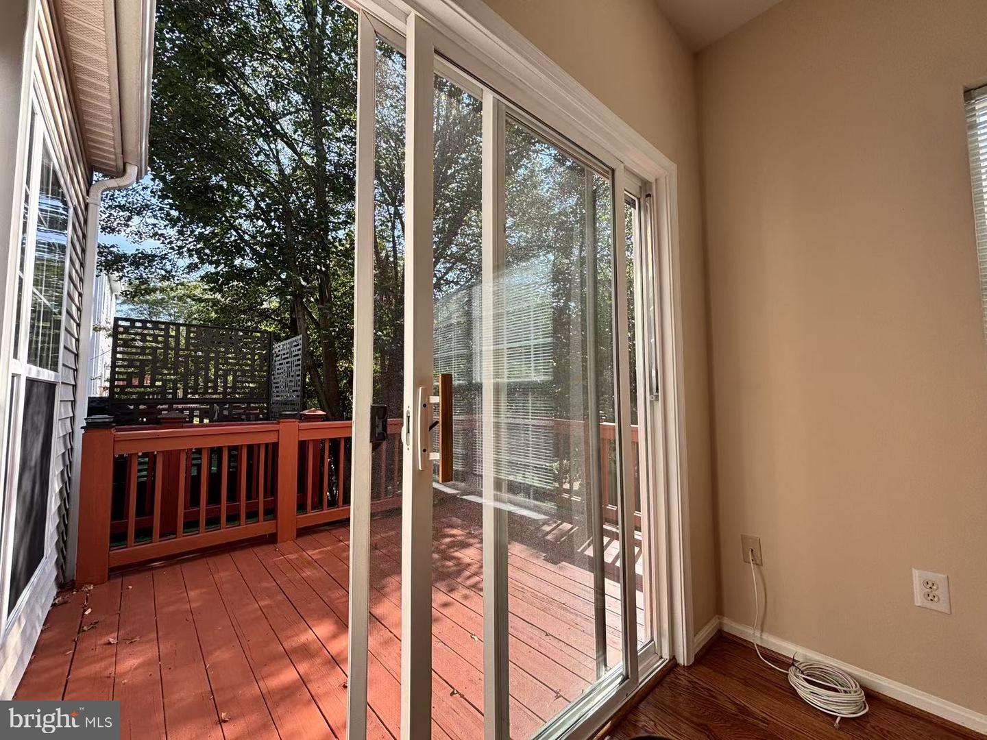 6635 CREEK POINT WAY, ALEXANDRIA, Virginia 22315, 3 Bedrooms Bedrooms, 13 Rooms Rooms,3 BathroomsBathrooms,Residential,For sale,6635 CREEK POINT WAY,VAFX2267604 MLS # VAFX2267604