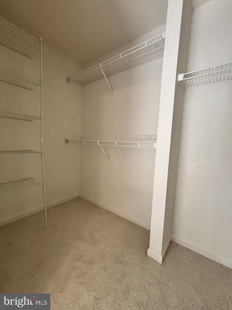 6635 CREEK POINT WAY, ALEXANDRIA, Virginia 22315, 3 Bedrooms Bedrooms, 13 Rooms Rooms,3 BathroomsBathrooms,Residential,For sale,6635 CREEK POINT WAY,VAFX2267604 MLS # VAFX2267604