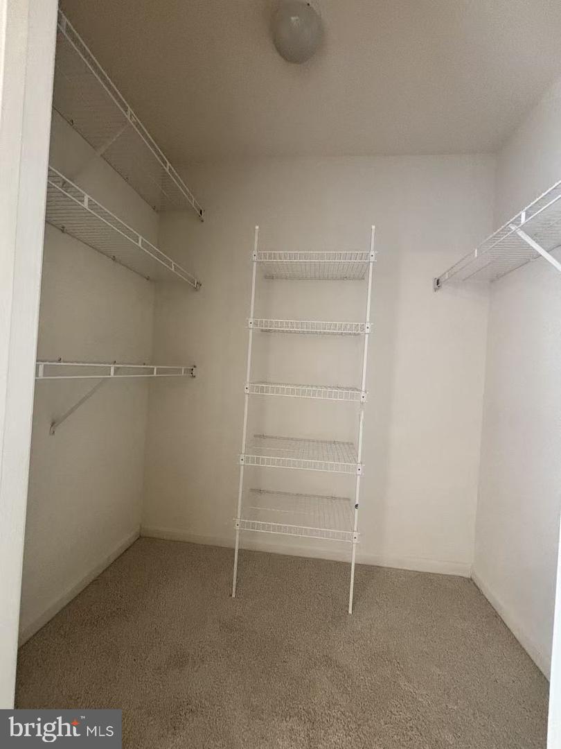 6635 CREEK POINT WAY, ALEXANDRIA, Virginia 22315, 3 Bedrooms Bedrooms, 13 Rooms Rooms,3 BathroomsBathrooms,Residential,For sale,6635 CREEK POINT WAY,VAFX2267604 MLS # VAFX2267604