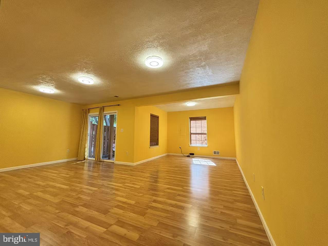 6635 CREEK POINT WAY, ALEXANDRIA, Virginia 22315, 3 Bedrooms Bedrooms, 13 Rooms Rooms,3 BathroomsBathrooms,Residential,For sale,6635 CREEK POINT WAY,VAFX2267604 MLS # VAFX2267604