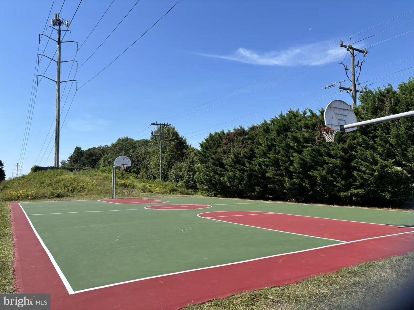 6635 CREEK POINT WAY, ALEXANDRIA, Virginia 22315, 3 Bedrooms Bedrooms, 13 Rooms Rooms,3 BathroomsBathrooms,Residential,For sale,6635 CREEK POINT WAY,VAFX2267604 MLS # VAFX2267604