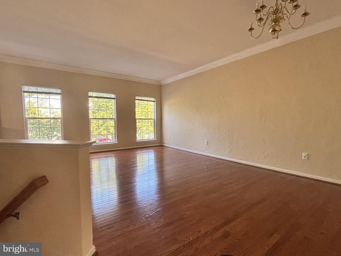 6635 CREEK POINT WAY, ALEXANDRIA, Virginia 22315, 3 Bedrooms Bedrooms, 13 Rooms Rooms,3 BathroomsBathrooms,Residential,For sale,6635 CREEK POINT WAY,VAFX2267604 MLS # VAFX2267604