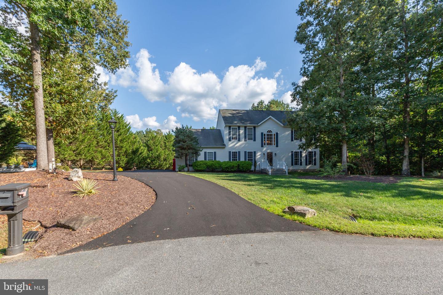 4318 BRIDLEPATH CT, FREDERICKSBURG, Virginia 22408, 4 Bedrooms Bedrooms, ,3 BathroomsBathrooms,Residential,For sale,4318 BRIDLEPATH CT,VASP2036296 MLS # VASP2036296