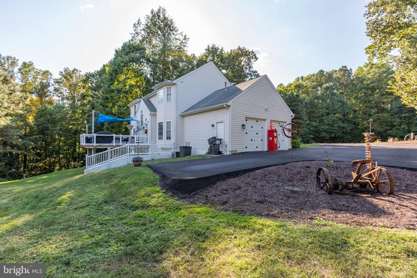 4318 BRIDLEPATH CT, FREDERICKSBURG, Virginia 22408, 4 Bedrooms Bedrooms, ,3 BathroomsBathrooms,Residential,For sale,4318 BRIDLEPATH CT,VASP2036296 MLS # VASP2036296