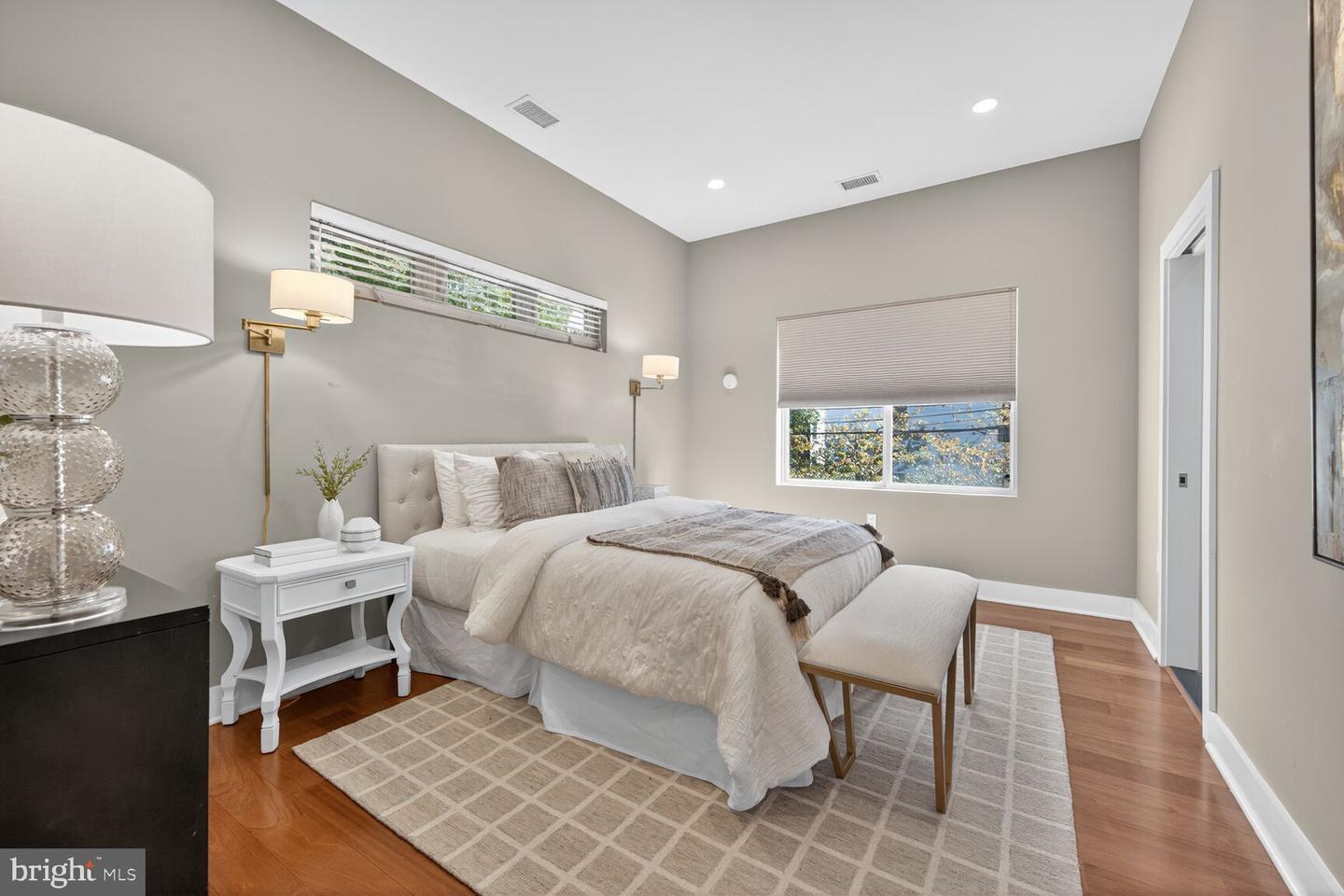 762 PARK RD NW #7, WASHINGTON, District Of Columbia 20010, 2 Bedrooms Bedrooms, ,2 BathroomsBathrooms,Residential,For sale,762 PARK RD NW #7,DCDC2222750 MLS # DCDC2222750