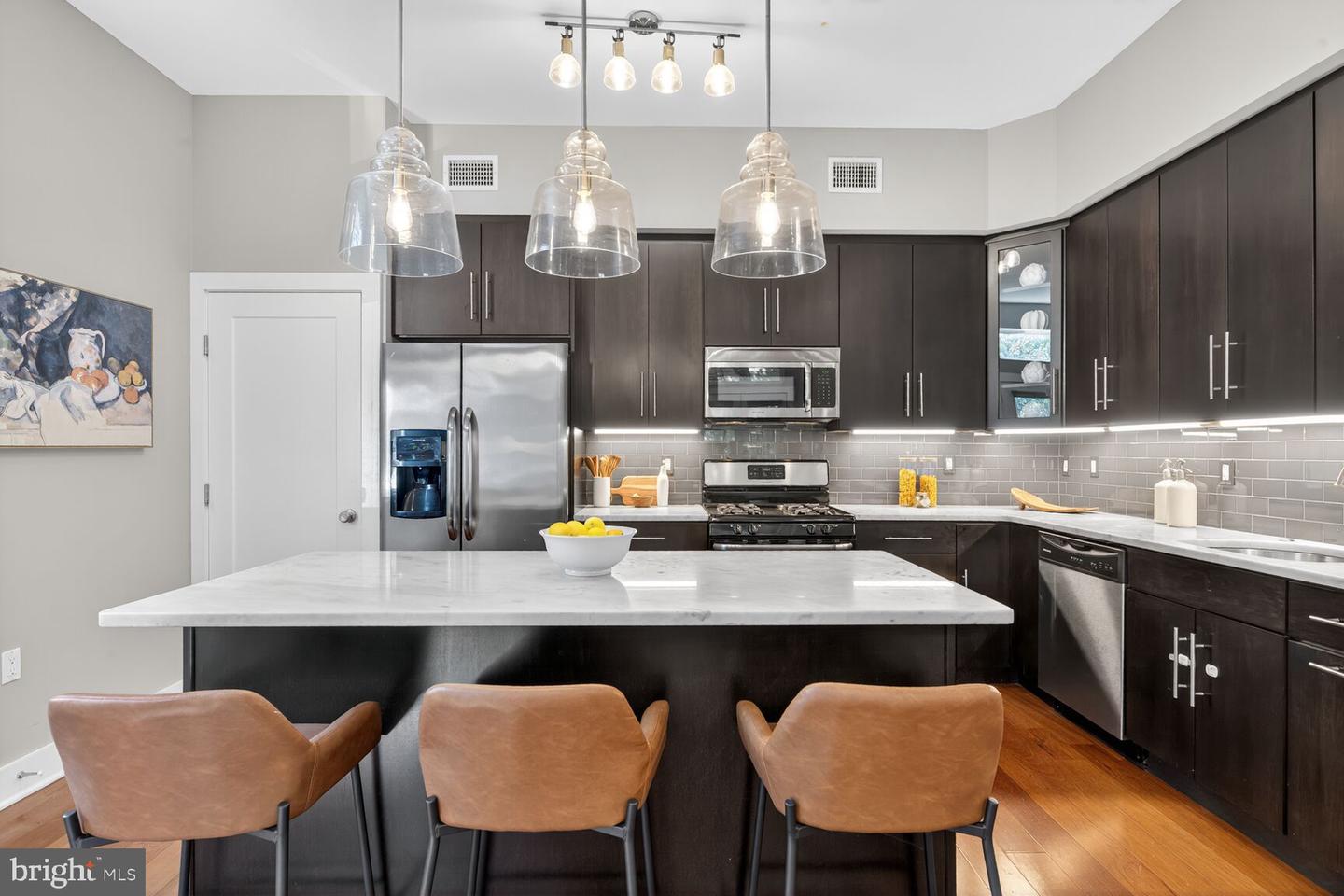 762 PARK RD NW #7, WASHINGTON, District Of Columbia 20010, 2 Bedrooms Bedrooms, ,2 BathroomsBathrooms,Residential,For sale,762 PARK RD NW #7,DCDC2222750 MLS # DCDC2222750