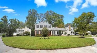 8901 JUDSON CT, BURKE, Virginia 22015, 3 Bedrooms Bedrooms, ,2 BathroomsBathrooms,Residential,For sale,8901 JUDSON CT,VAFX2267458 MLS # VAFX2267458