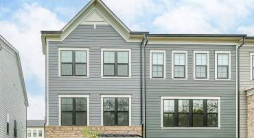 13723 COURSE VIEW WAY, WOODBRIDGE, Virginia 22191, 4 Bedrooms Bedrooms, ,3 BathroomsBathrooms,Residential,For sale,13723 COURSE VIEW WAY,VAPW2104156 MLS # VAPW2104156