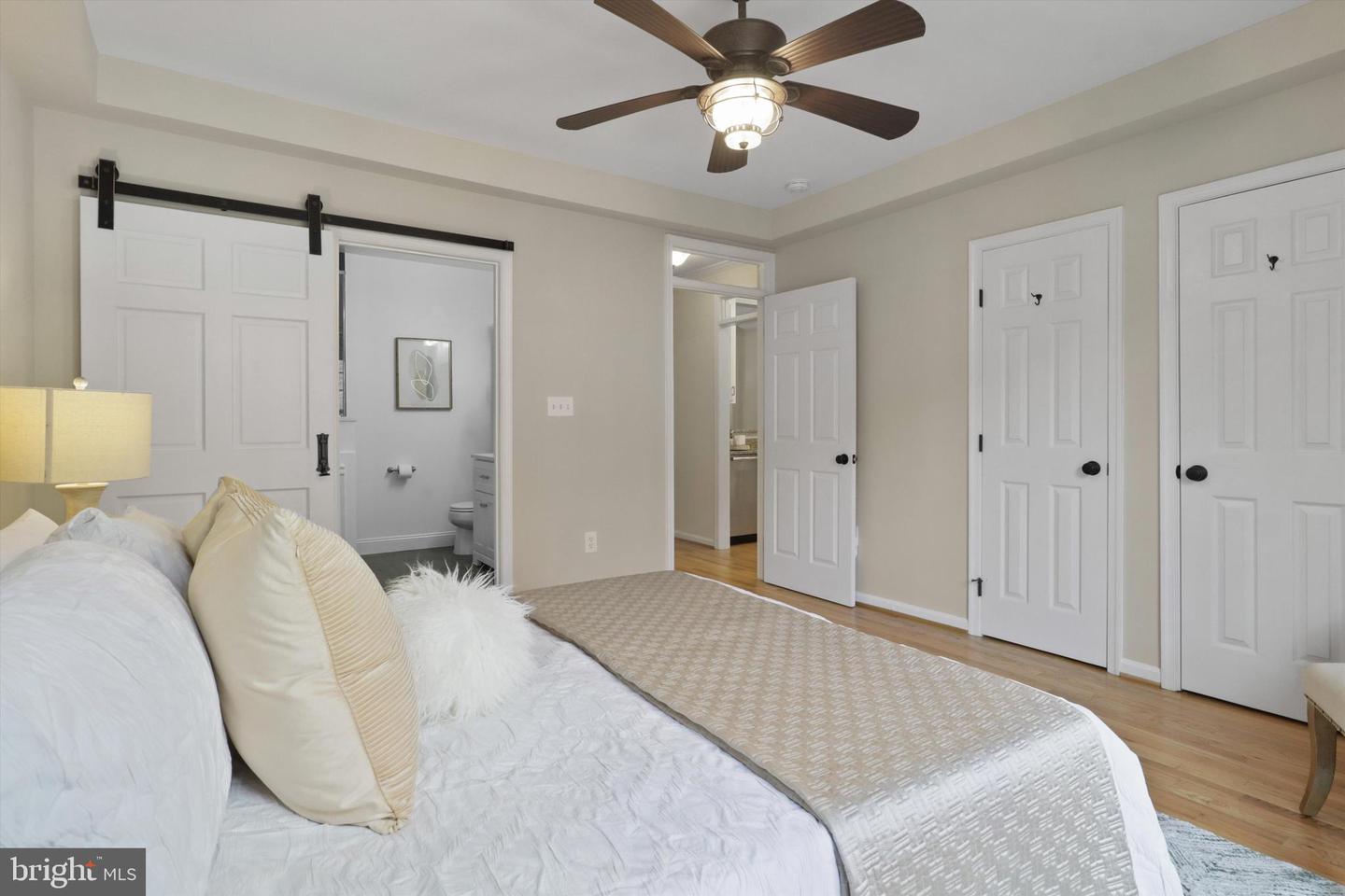 707 MASSEY LN #A, ALEXANDRIA, Virginia 22314, 2 Bedrooms Bedrooms, ,2 BathroomsBathrooms,Residential,For sale,707 MASSEY LN #A,VAAX2049836 MLS # VAAX2049836