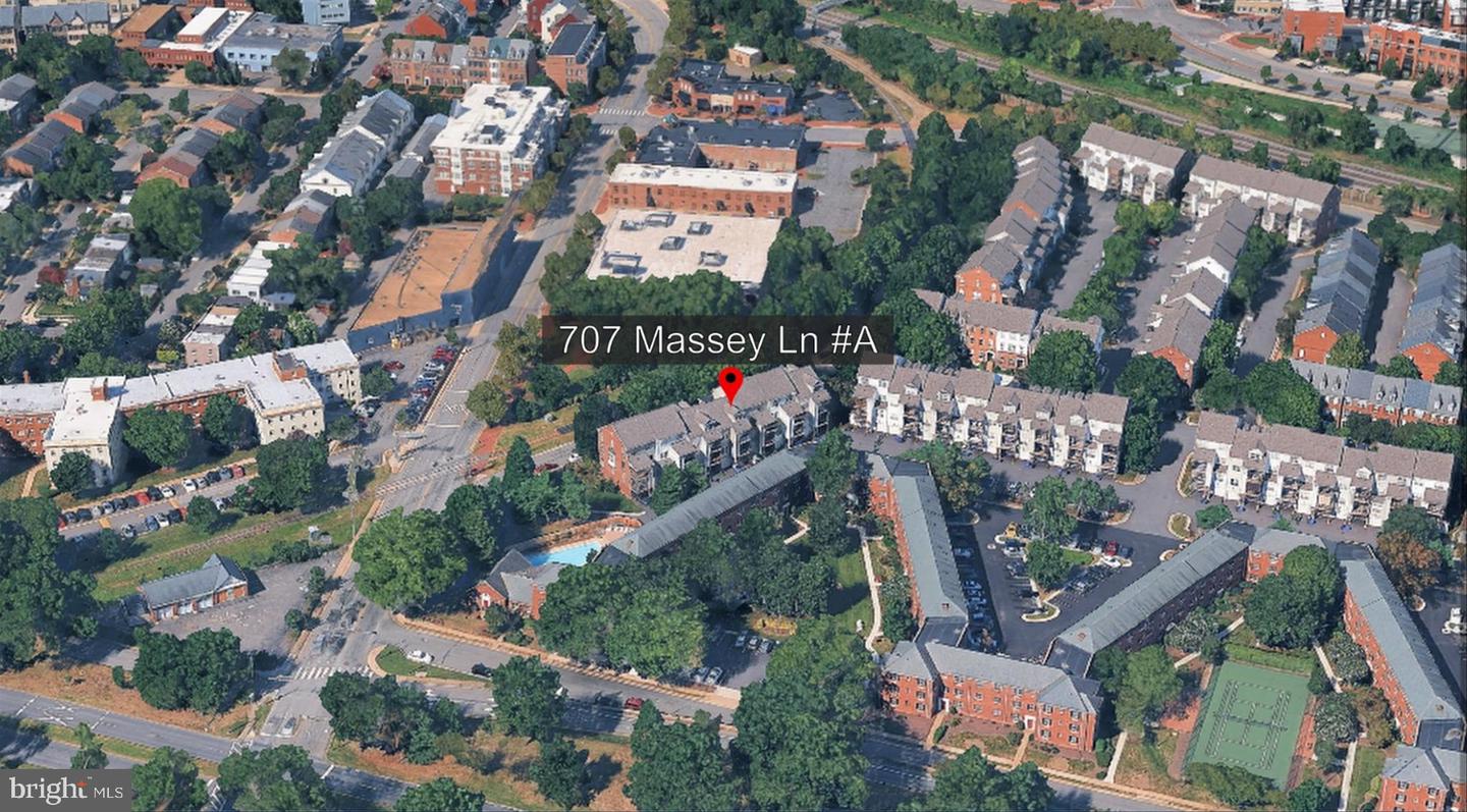 707 MASSEY LN #A, ALEXANDRIA, Virginia 22314, 2 Bedrooms Bedrooms, ,2 BathroomsBathrooms,Residential,For sale,707 MASSEY LN #A,VAAX2049836 MLS # VAAX2049836