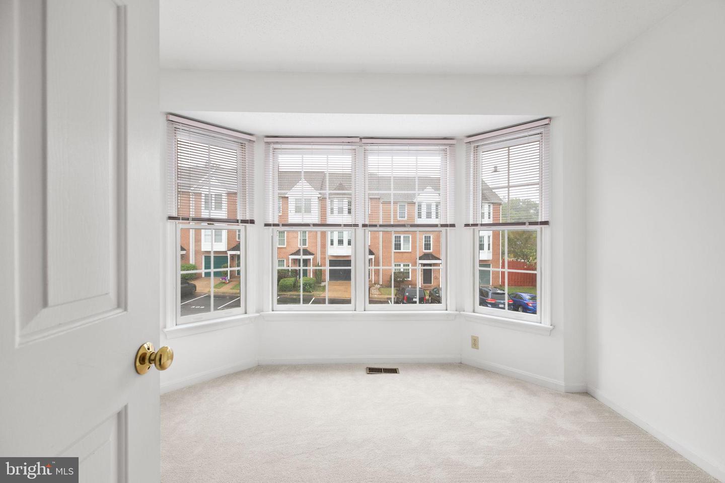 309 BRAEMAR PL, FREDERICKSBURG, Virginia 22405, 3 Bedrooms Bedrooms, 13 Rooms Rooms,3 BathroomsBathrooms,Residential,For sale,309 BRAEMAR PL,VAST2042724 MLS # VAST2042724 309 BRAEMAR PL, FREDERICKSBURG, Virginia 22405, 3 Bedrooms Bedrooms, 13 Rooms Rooms,3 BathroomsBathrooms,Residential,For sale,309 BRAEMAR PL,VAST2042724 MLS # VAST2042724