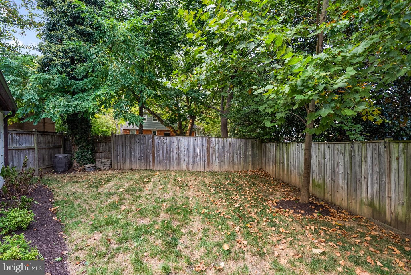 6820 JACKSON AVE, FALLS CHURCH, Virginia 22042, 6 Bedrooms Bedrooms, 21 Rooms Rooms,5 BathroomsBathrooms,Residential,For sale,6820 JACKSON AVE,VAFX2267904 MLS # VAFX2267904