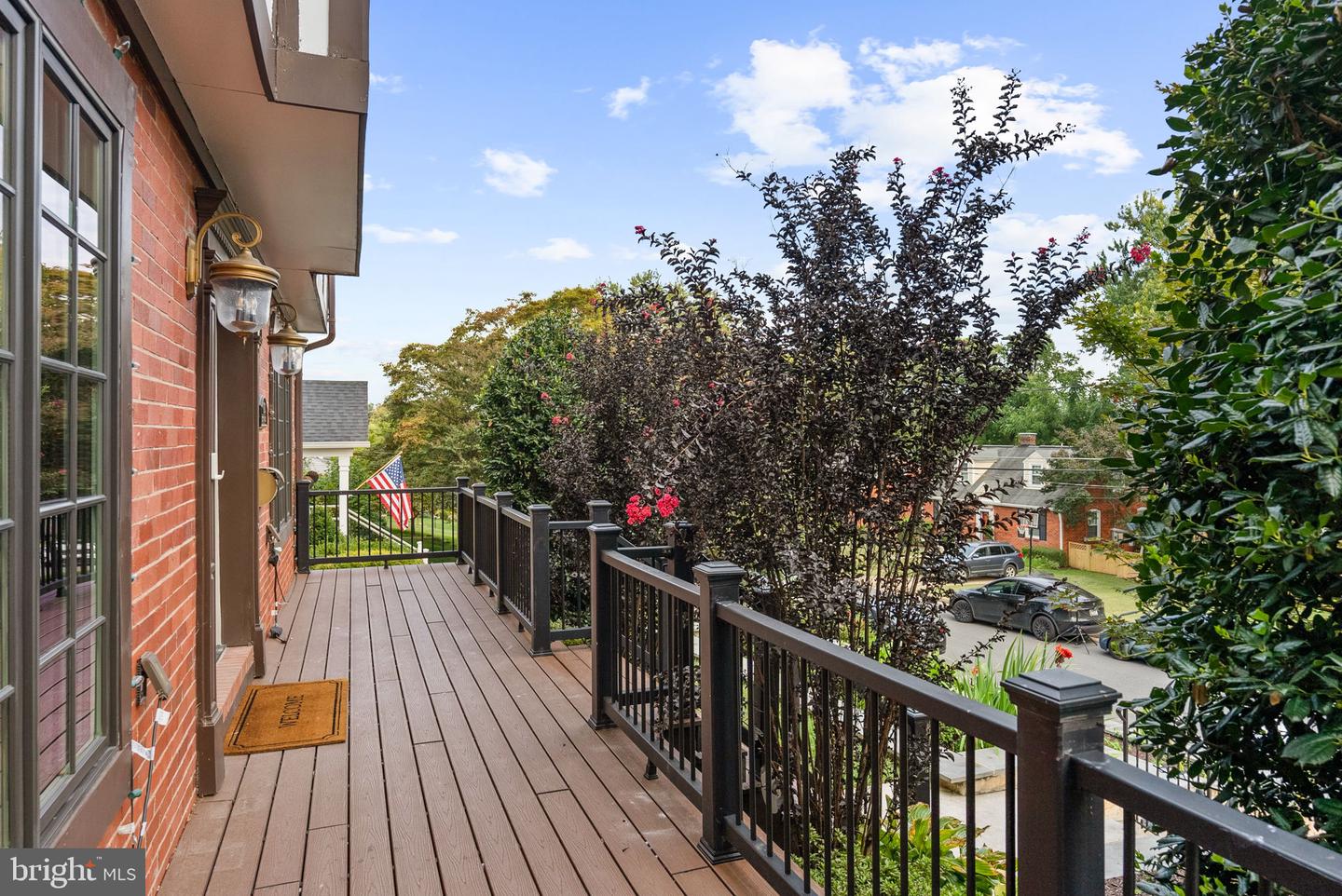 6820 JACKSON AVE, FALLS CHURCH, Virginia 22042, 6 Bedrooms Bedrooms, 21 Rooms Rooms,5 BathroomsBathrooms,Residential,For sale,6820 JACKSON AVE,VAFX2267904 MLS # VAFX2267904