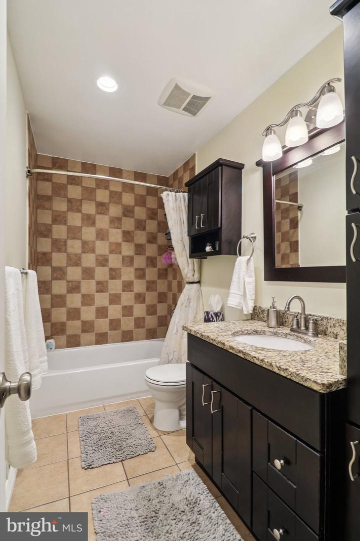 18032 TEBBS LN, DUMFRIES, Virginia 22026, 4 Bedrooms Bedrooms, 6 Rooms Rooms,2 BathroomsBathrooms,Residential,For sale,18032 TEBBS LN,VAPW2104254 MLS # VAPW2104254