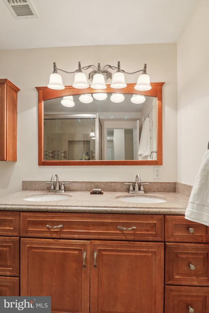 18032 TEBBS LN, DUMFRIES, Virginia 22026, 4 Bedrooms Bedrooms, 6 Rooms Rooms,2 BathroomsBathrooms,Residential,For sale,18032 TEBBS LN,VAPW2104254 MLS # VAPW2104254