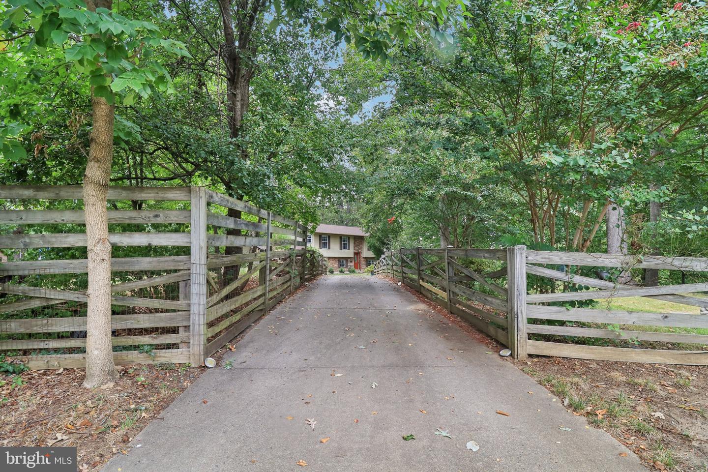 18032 TEBBS LN, DUMFRIES, Virginia 22026, 4 Bedrooms Bedrooms, 6 Rooms Rooms,2 BathroomsBathrooms,Residential,For sale,18032 TEBBS LN,VAPW2104254 MLS # VAPW2104254