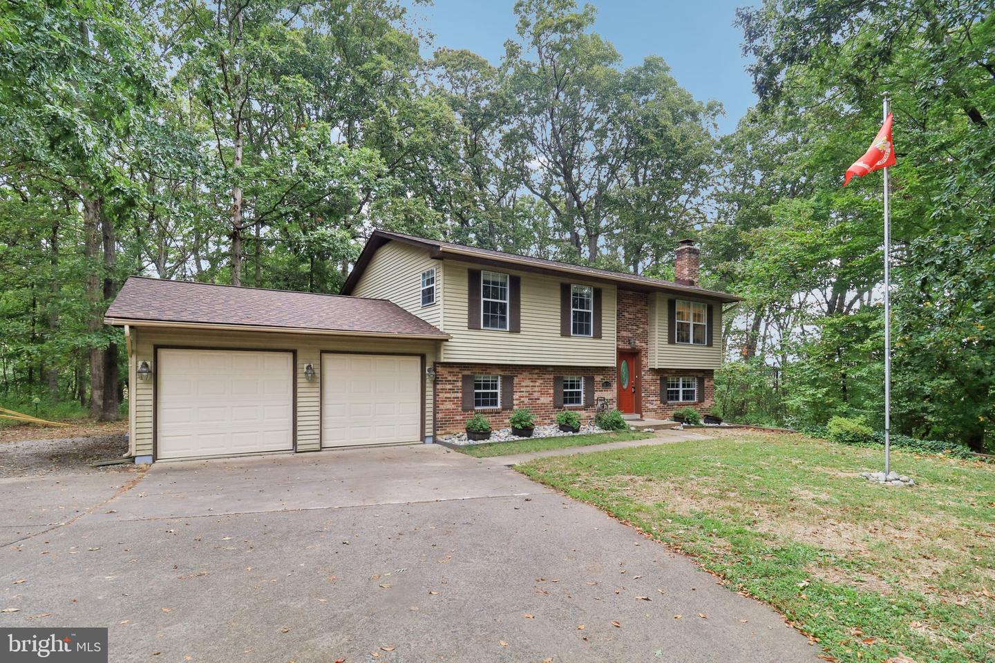 18032 TEBBS LN, DUMFRIES, Virginia 22026, 4 Bedrooms Bedrooms, 6 Rooms Rooms,2 BathroomsBathrooms,Residential,For sale,18032 TEBBS LN,VAPW2104254 MLS # VAPW2104254