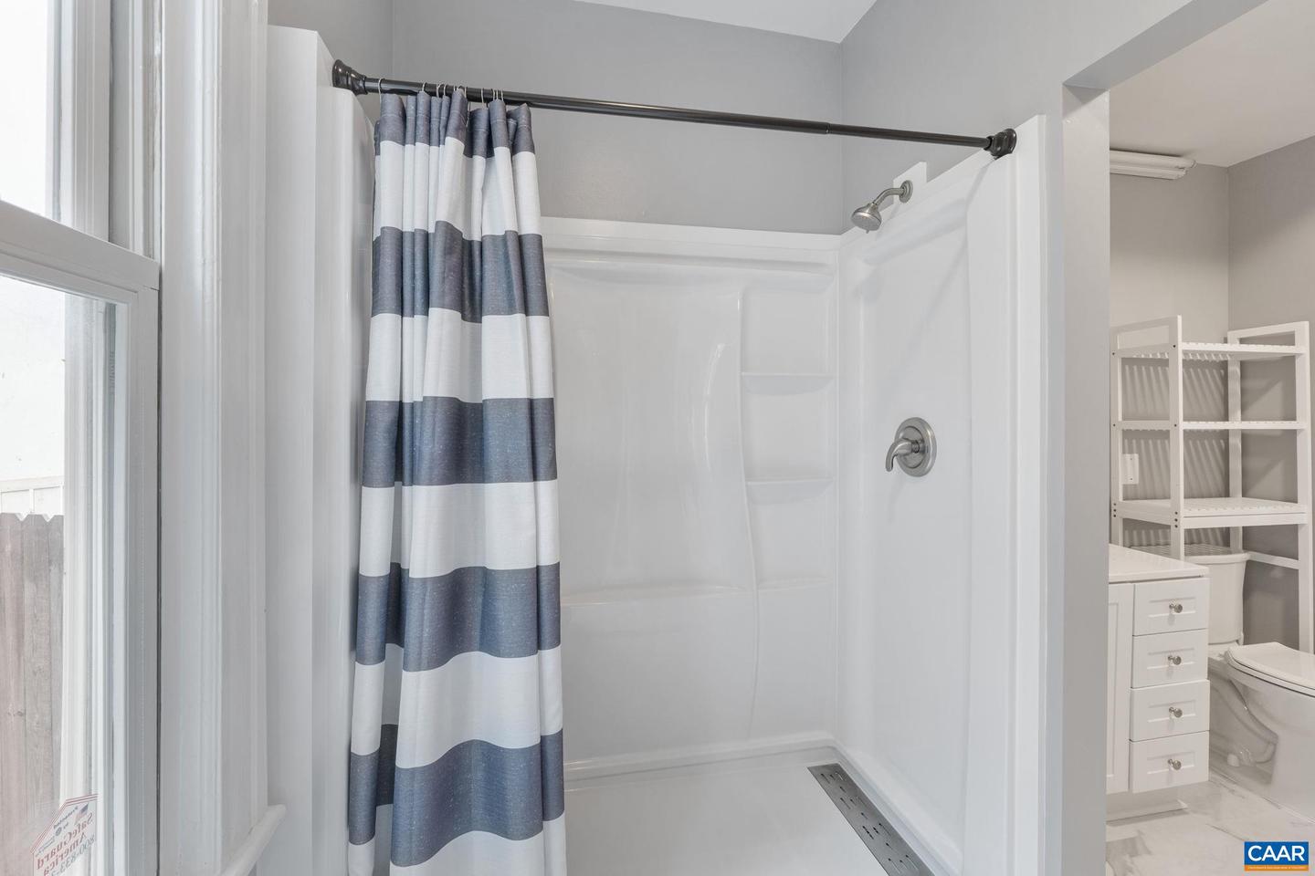 800 ANDERSON ST, CHARLOTTESVILLE, Virginia 22903, 3 Bedrooms Bedrooms, ,2 BathroomsBathrooms,Residential,For sale,800 ANDERSON ST,669103 MLS # 669103