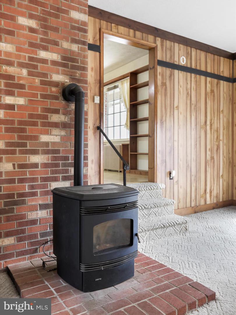 3634 WARDENSVILLE GRADE, WINCHESTER, Virginia 22602, 3 Bedrooms Bedrooms, ,1 BathroomBathrooms,Residential,For sale,3634 WARDENSVILLE GRADE,VAFV2036870 MLS # VAFV2036870