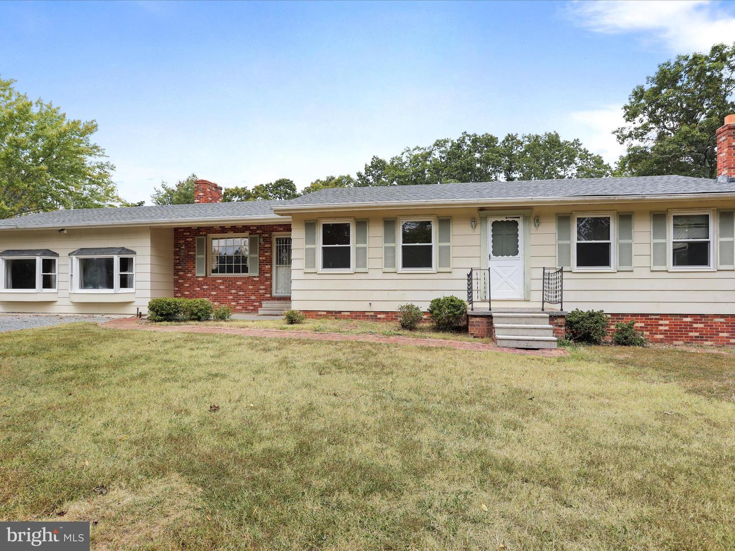 3634 WARDENSVILLE GRADE, WINCHESTER, Virginia 22602, 3 Bedrooms Bedrooms, ,1 BathroomBathrooms,Residential,For sale,3634 WARDENSVILLE GRADE,VAFV2036870 MLS # VAFV2036870
