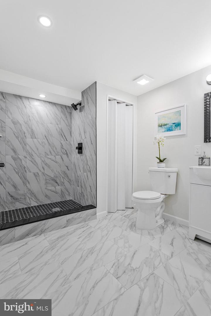 210 ASPEN ST, ALEXANDRIA, Virginia 22305, 3 Bedrooms Bedrooms, ,2 BathroomsBathrooms,Residential,For sale,210 ASPEN ST,VAAX2049870 MLS # VAAX2049870 210 ASPEN ST, ALEXANDRIA, Virginia 22305, 3 Bedrooms Bedrooms, ,2 BathroomsBathrooms,Residential,For sale,210 ASPEN ST,VAAX2049870 MLS # VAAX2049870