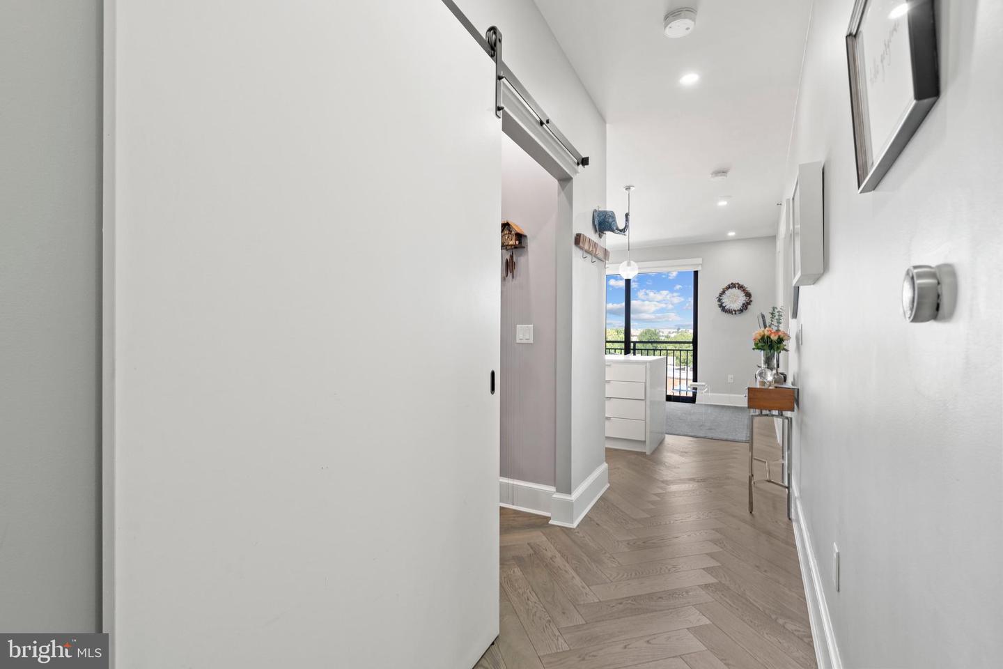 1011 M ST NW #608, WASHINGTON, District Of Columbia 20001, 2 Bedrooms Bedrooms, ,2 BathroomsBathrooms,Residential,For sale,1011 M ST NW #608,DCDC2222894 MLS # DCDC2222894