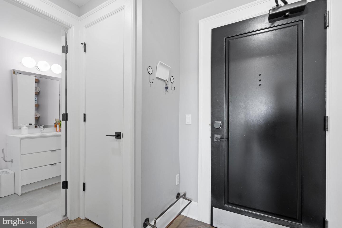 1011 M ST NW #608, WASHINGTON, District Of Columbia 20001, 2 Bedrooms Bedrooms, ,2 BathroomsBathrooms,Residential,For sale,1011 M ST NW #608,DCDC2222894 MLS # DCDC2222894