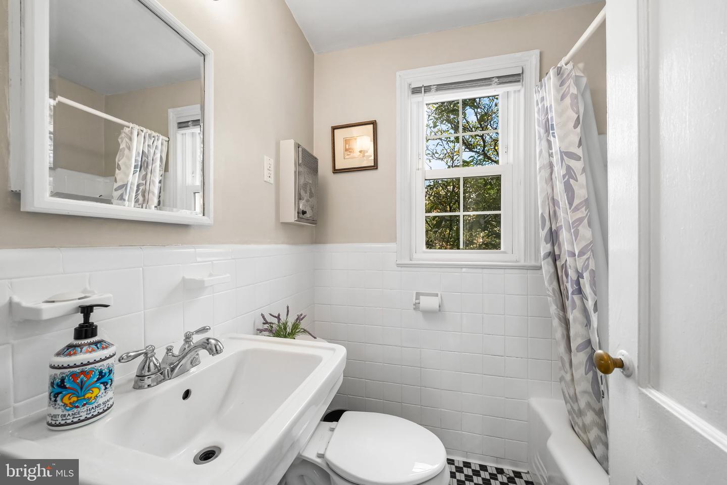 6725 W WAKEFIELD DR #B1, ALEXANDRIA, Virginia 22307, 2 Bedrooms Bedrooms, ,1 BathroomBathrooms,Residential,For sale,6725 W WAKEFIELD DR #B1,VAFX2267912 MLS # VAFX2267912 6725 W WAKEFIELD DR #B1, ALEXANDRIA, Virginia 22307, 2 Bedrooms Bedrooms, ,1 BathroomBathrooms,Residential,For sale,6725 W WAKEFIELD DR #B1,VAFX2267912 MLS # VAFX2267912