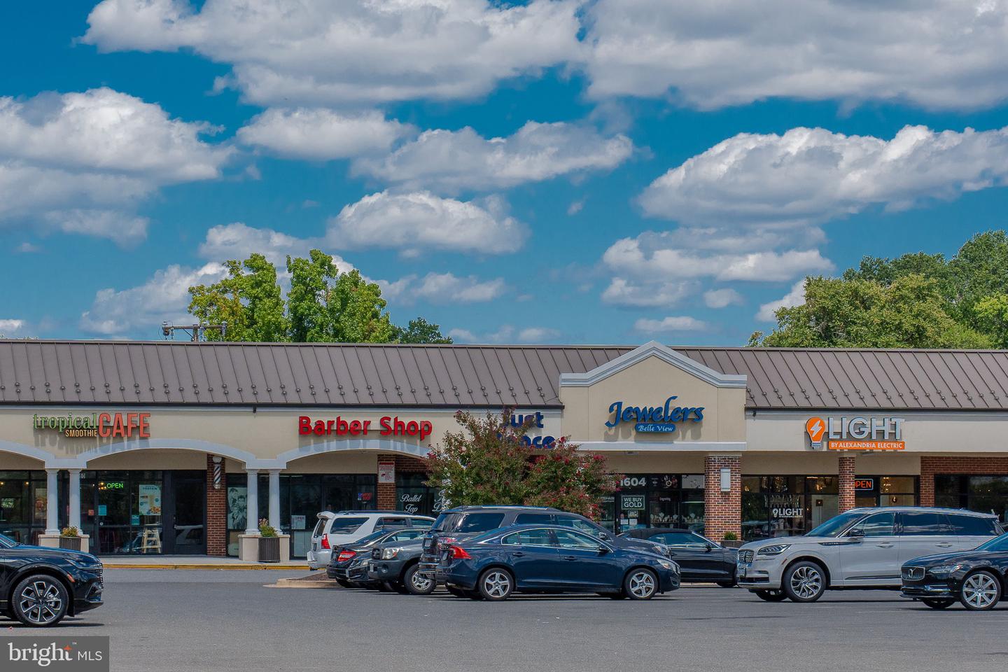 6725 W WAKEFIELD DR #B1, ALEXANDRIA, Virginia 22307, 2 Bedrooms Bedrooms, ,1 BathroomBathrooms,Residential,For sale,6725 W WAKEFIELD DR #B1,VAFX2267912 MLS # VAFX2267912 6725 W WAKEFIELD DR #B1, ALEXANDRIA, Virginia 22307, 2 Bedrooms Bedrooms, ,1 BathroomBathrooms,Residential,For sale,6725 W WAKEFIELD DR #B1,VAFX2267912 MLS # VAFX2267912