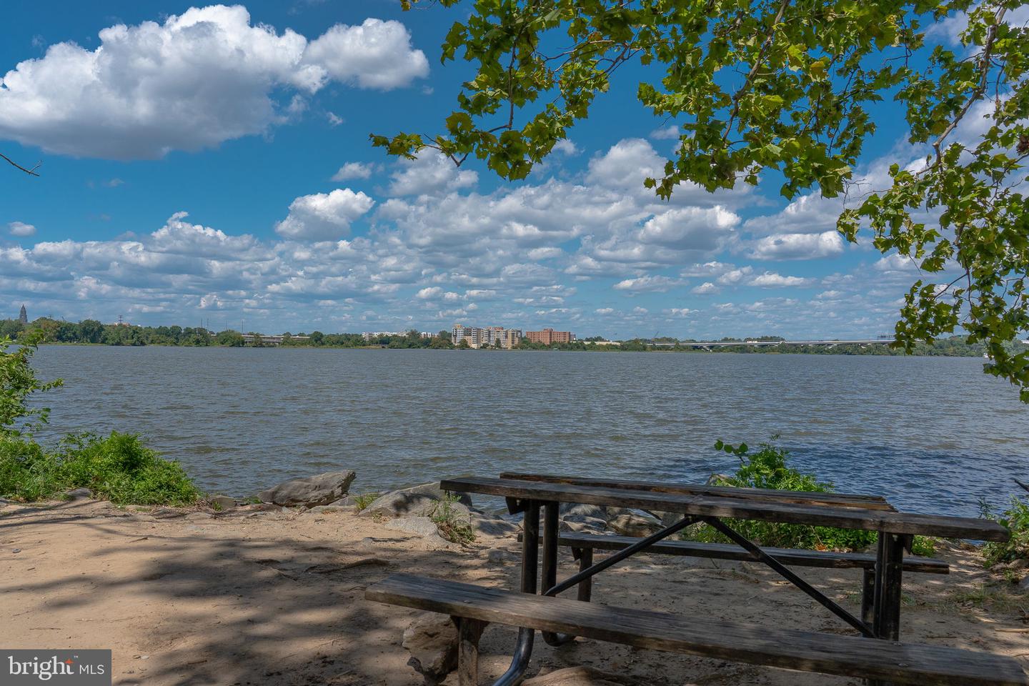 6725 W WAKEFIELD DR #B1, ALEXANDRIA, Virginia 22307, 2 Bedrooms Bedrooms, ,1 BathroomBathrooms,Residential,For sale,6725 W WAKEFIELD DR #B1,VAFX2267912 MLS # VAFX2267912 6725 W WAKEFIELD DR #B1, ALEXANDRIA, Virginia 22307, 2 Bedrooms Bedrooms, ,1 BathroomBathrooms,Residential,For sale,6725 W WAKEFIELD DR #B1,VAFX2267912 MLS # VAFX2267912