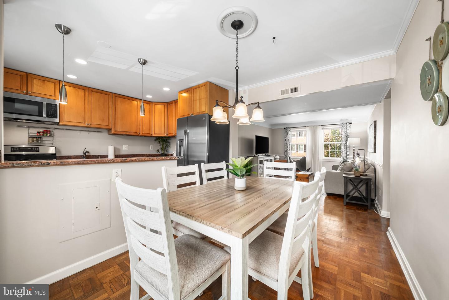 6725 W WAKEFIELD DR #B1, ALEXANDRIA, Virginia 22307, 2 Bedrooms Bedrooms, ,1 BathroomBathrooms,Residential,For sale,6725 W WAKEFIELD DR #B1,VAFX2267912 MLS # VAFX2267912 6725 W WAKEFIELD DR #B1, ALEXANDRIA, Virginia 22307, 2 Bedrooms Bedrooms, ,1 BathroomBathrooms,Residential,For sale,6725 W WAKEFIELD DR #B1,VAFX2267912 MLS # VAFX2267912